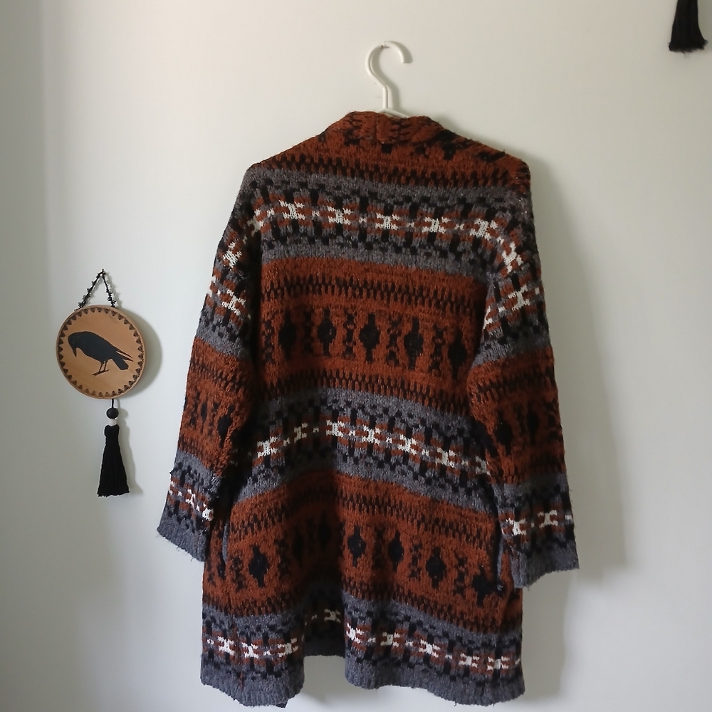 Aztec Style Acrylic Open Cardigan With Pockets - Picture 11 of 14